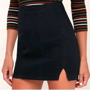 Free Peoplee Femme Fatale Pull On Mini Skirt in True Black Size XS NWT